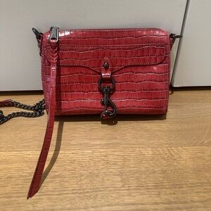Red Croc-Embossed Women's Bag